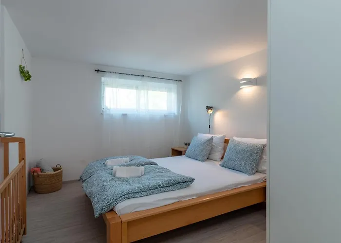 Lejlighed Hrabar Longo *