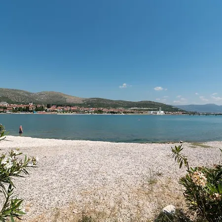 Διαμέρισμα Hrabar Longo *