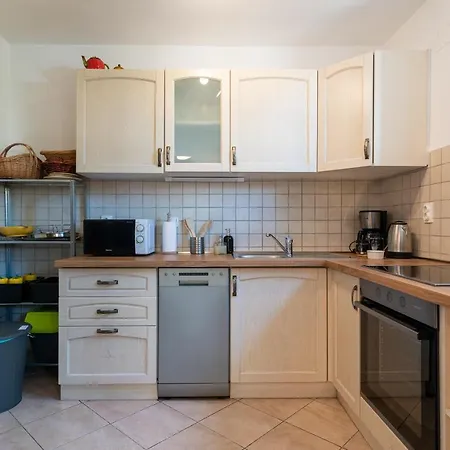 Appartement Hrabar Longo *