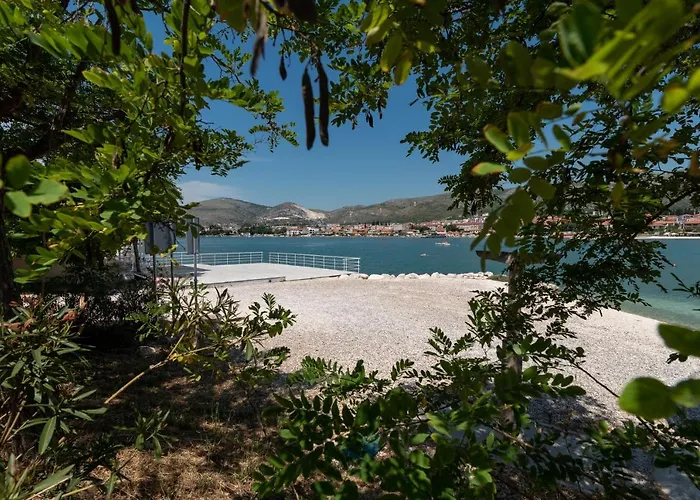 Hrabar Longo Appartement Trogir